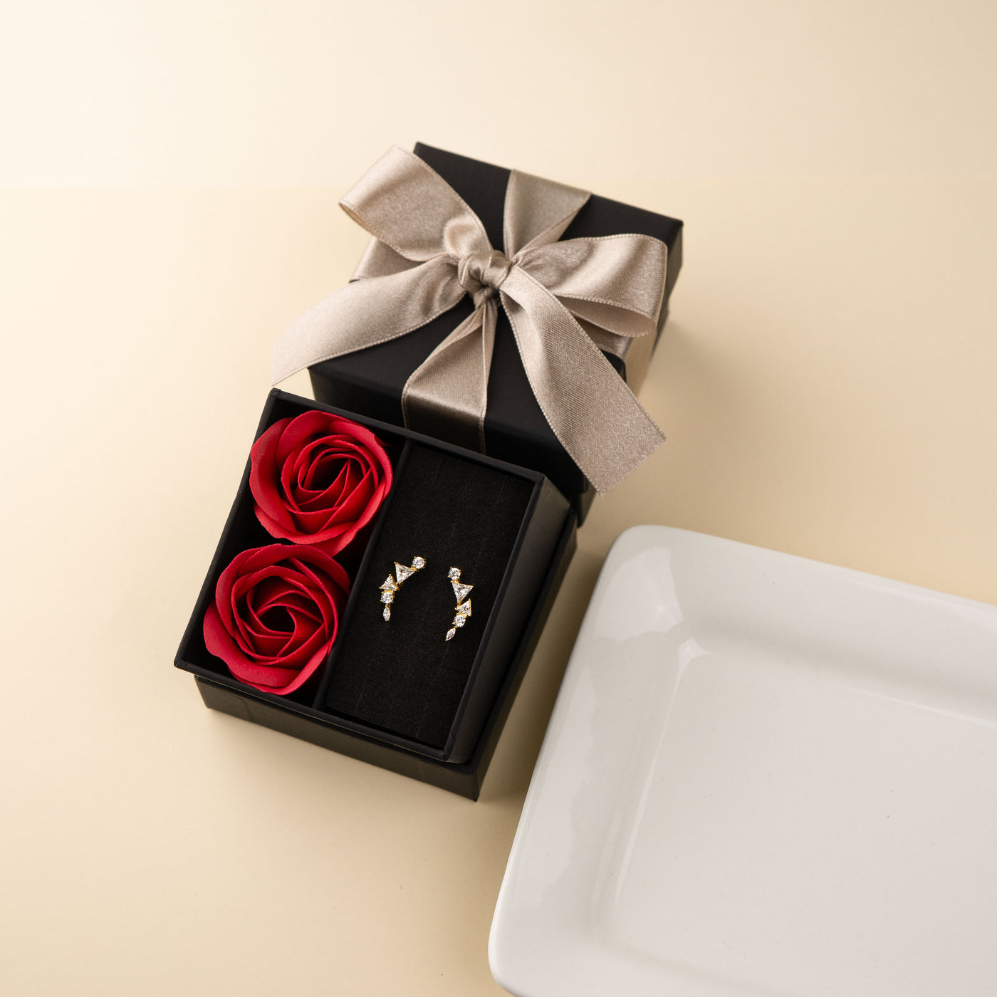 [送料無料] putisia キュービックジルコニア コンステラ ピアス PUPS137