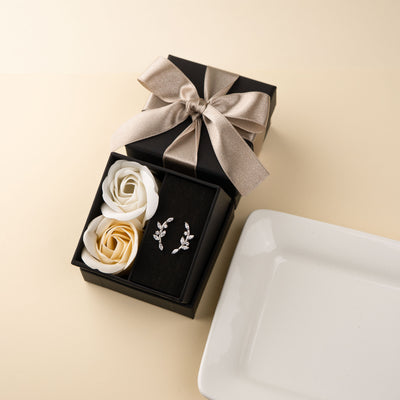 [送料無料] putisia キュービックジルコニア ヴィネア ピアス PUPS139